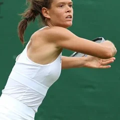 Chloé Paquet height profile photo