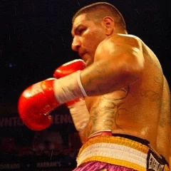 Chris Arreola height profile photo
