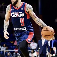 Chris Chiozza height profile photo
