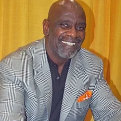 Chris Gardner height profile photo