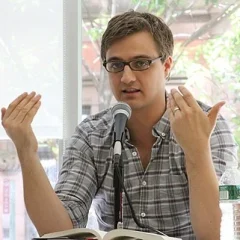 Chris Hayes height profile photo