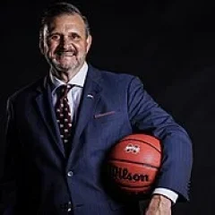 Chris Jans height profile photo