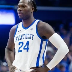 Chris Livingston height profile photo