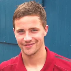 Chris Maguire height profile photo