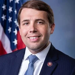 Chris Pappas (American politician) height profile photo