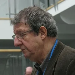 Chris Serle height profile photo
