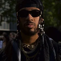 Chris Smalls height profile photo