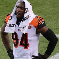 Chris Smith (defensive end) height profile photo
