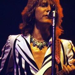 Chris Squire height profile photo