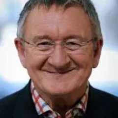 Chris Steele (doctor) height profile photo