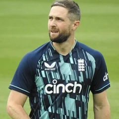 Chris Woakes height profile photo