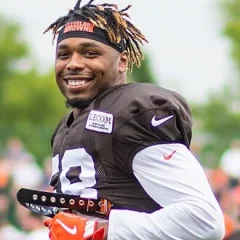 Christian Kirksey height profile photo