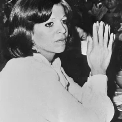 Christina Onassis height profile photo
