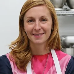 Christina Tosi height profile photo