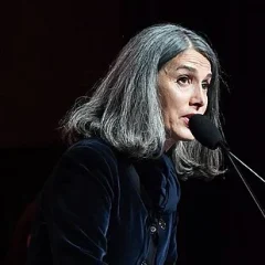 Christine Leunens height profile photo