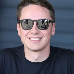 Christopher Bell (racing driver) height profile photo