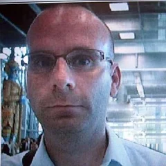 Christopher Paul Neil height profile photo