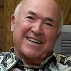Chuck Smith (pastor) height profile photo