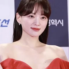 Chun Woo-hee height profile photo