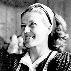 Clara Thalmann height profile photo