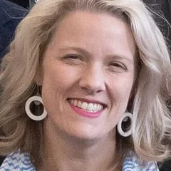 Clare O'Neil height profile photo