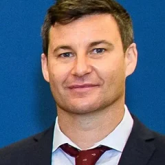 Clarke Gayford height profile photo
