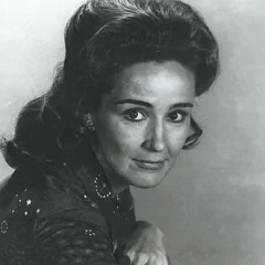 Claudette Nevins height profile photo