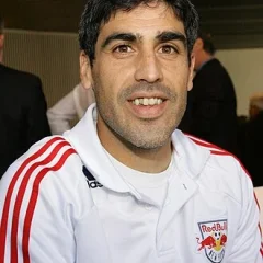 Claudio Reyna height profile photo