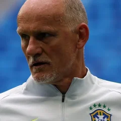 Cláudio Taffarel height profile photo
