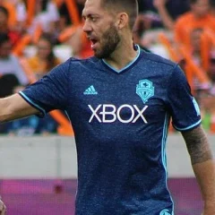 Clint Dempsey height profile photo