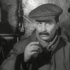 Clive Dunn height profile photo