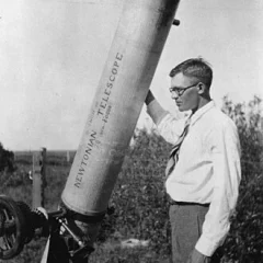 Clyde Tombaugh height profile photo