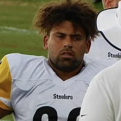 Connor Heyward height profile photo