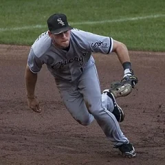 Conor Gillaspie height profile photo