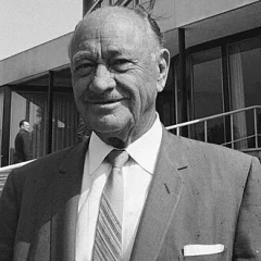 Conrad Hilton height profile photo