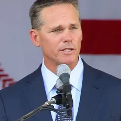 Craig Biggio height profile photo