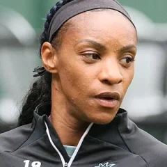 Crystal Dunn height profile photo