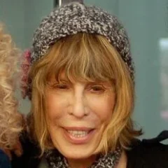 Cynthia Weil height profile photo