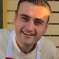 CZN Burak height profile photo