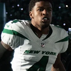 D. J. Reed height profile photo