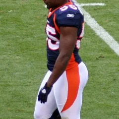 D. J. Williams (linebacker) height profile photo