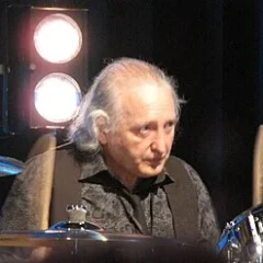 Dale Griffin height profile photo
