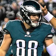 Dallas Goedert height profile photo