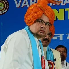 Dalveer Bhandari height profile photo