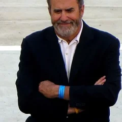 Dan Fouts height profile photo