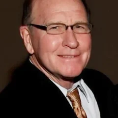 Dan Gable height profile photo