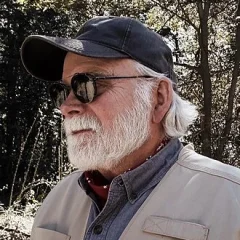 Dan Newland height profile photo