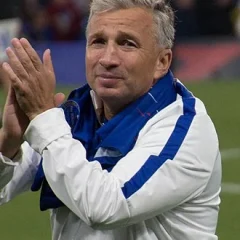 Dan Petrescu height profile photo