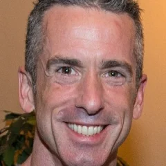 Dan Savage height profile photo
