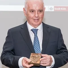 Daniel Barenboim height profile photo